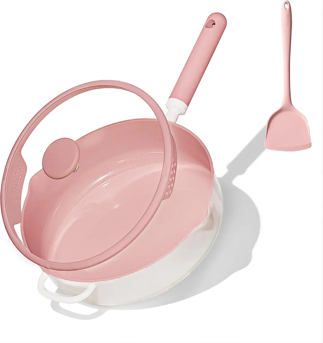 Carote sauté pan with glass lid, 5 quarts